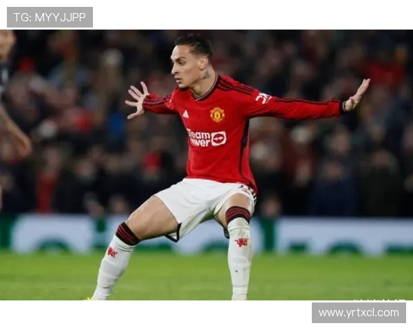 伯恩利安东尼引领球队重塑英伦足球精神与坚韧战斗风格 伯恩利安东尼引领球队重塑英伦足球精神与坚韧战斗风格