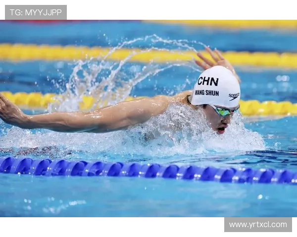 全运会田径赛场再现精彩瞬间 多项纪录刷新引爆观众热情 全运会田径赛场再现精彩瞬间 多项纪录刷新引爆观众热情