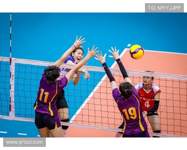 中国女排力克强敌晋级决赛展现团队精神与坚韧意志引爆全国热议 中国女排力克强敌晋级决赛展现团队精神与坚韧意志引爆全国热议
