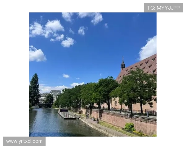 斯特拉斯堡俱乐部的历史传承与未来发展探析