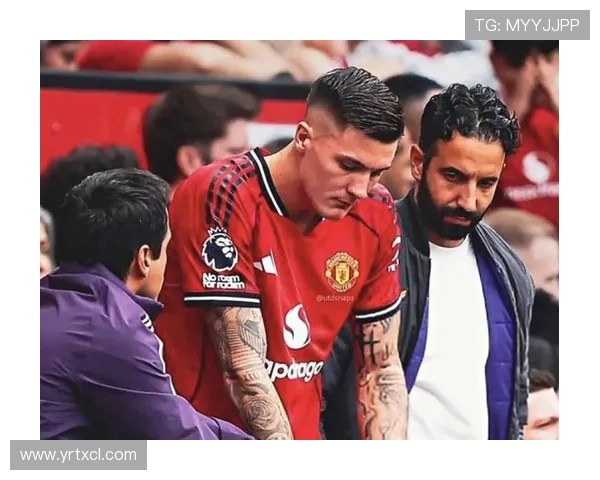 欧洲足坛风云再起 曼联签下天才前锋巴西国脚强势加盟