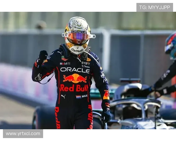 维斯塔潘强势夺冠梅赛德斯策略失误F1赛季冠军悬念再起