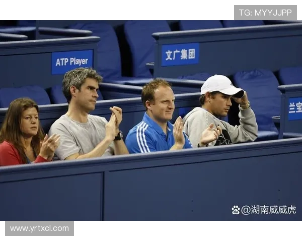 网球赛场风云再起 新一轮大满贯赛事激烈角逐引发热议