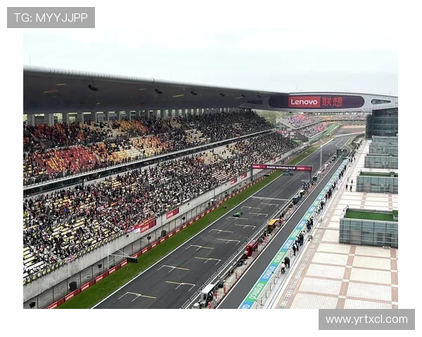 F1新赛季即将开启 各车队备战状态引发车迷热议