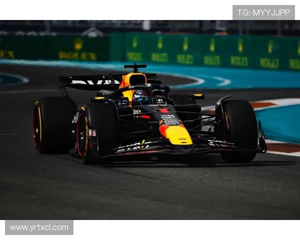 F1赛季激烈角逐 新兴车队崛起挑战传统强队