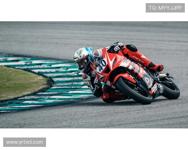 摩托大奖赛赛场竞争白热化多名顶尖车手争冠前景牵动全球车迷关注