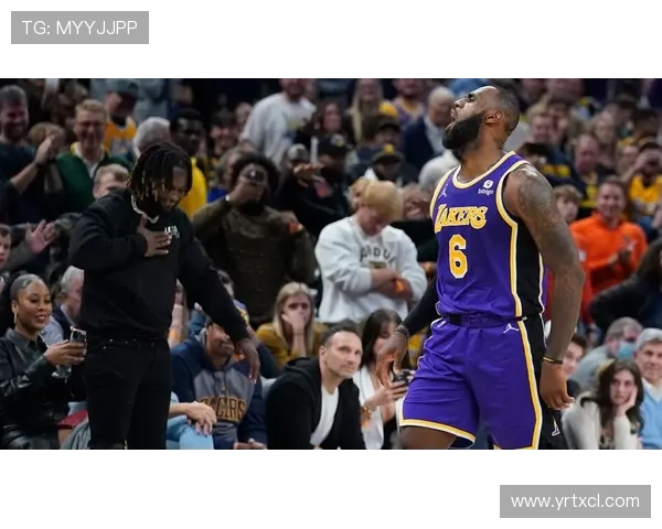 浓眉哥领衔湖人豪取三连胜 詹姆斯状态回暖助力球队反弹