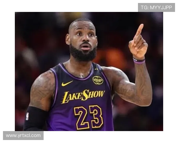 詹姆斯再创历史新高，湖人轻取快船开启新赛季强势表现